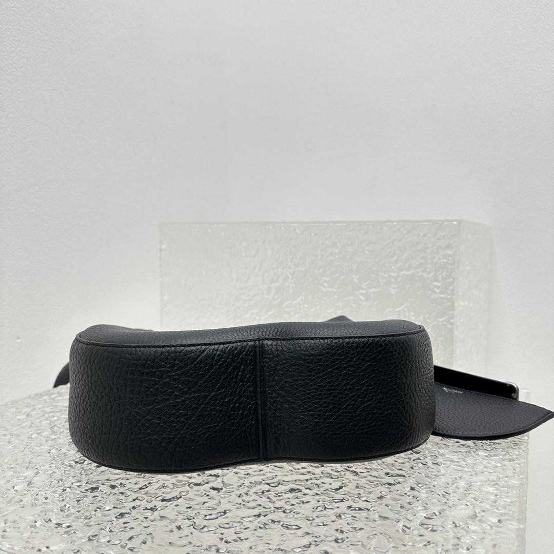 Burberry Medium Chess Shoulder Bag - DopestKickz