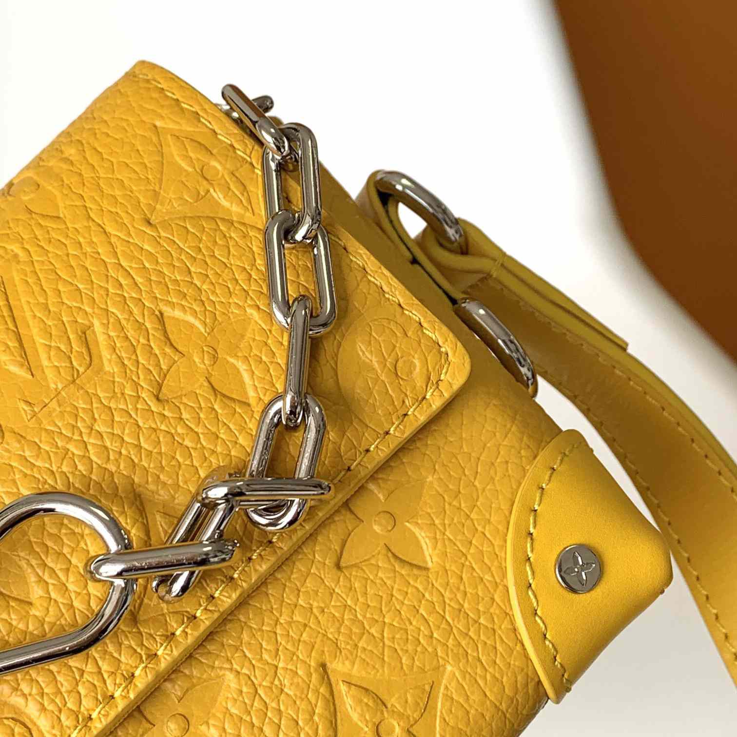 Louis Vuitton Steamer Wearable Wallet     M82917 - DopestKickz