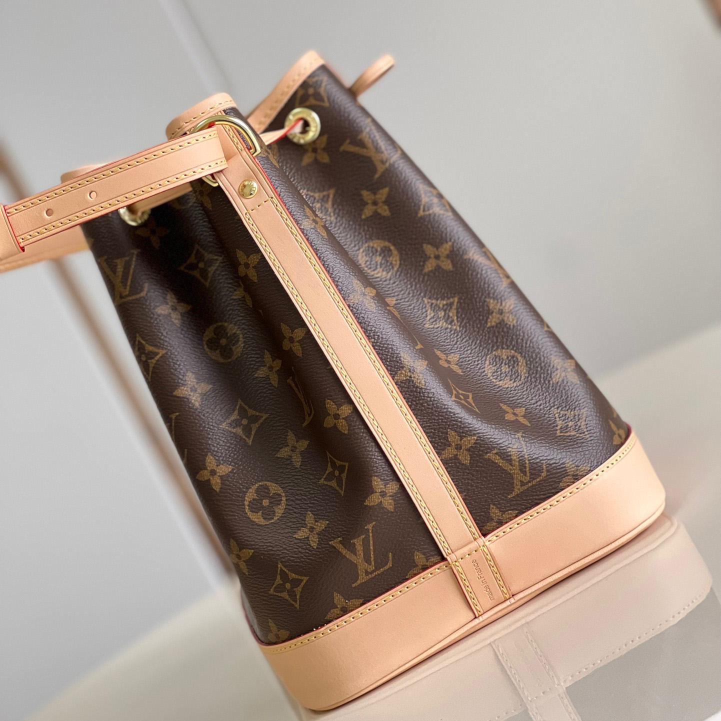 Louis Vuitton Petit Noé (27×27×21cm)   M40818 - DopestKickz