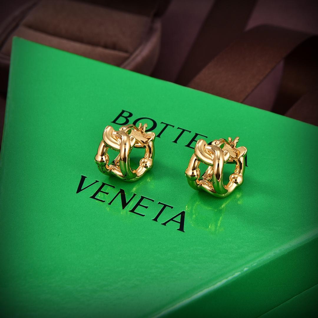 Bottega Veneta Chain Hoop Earrings - DopestKickz