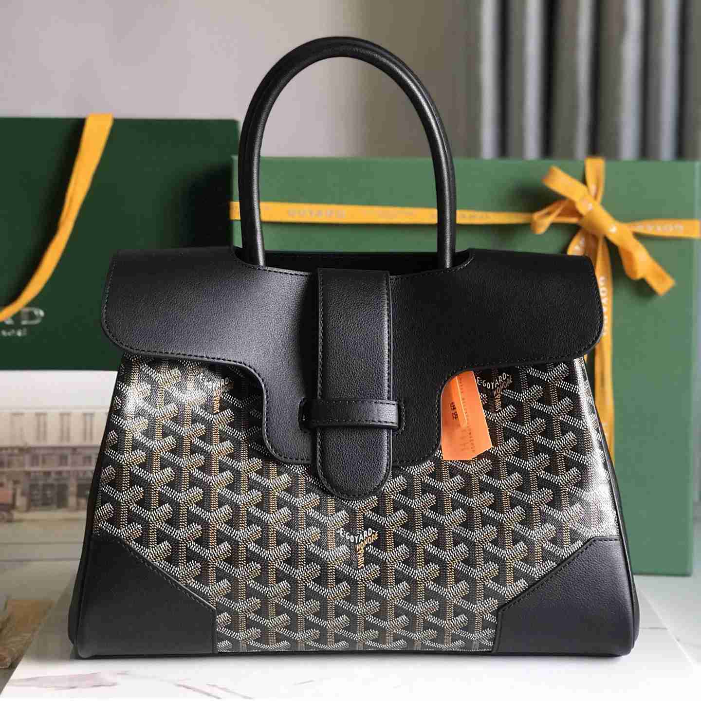Goyard Saïgon Tote Bag - DopestKickz