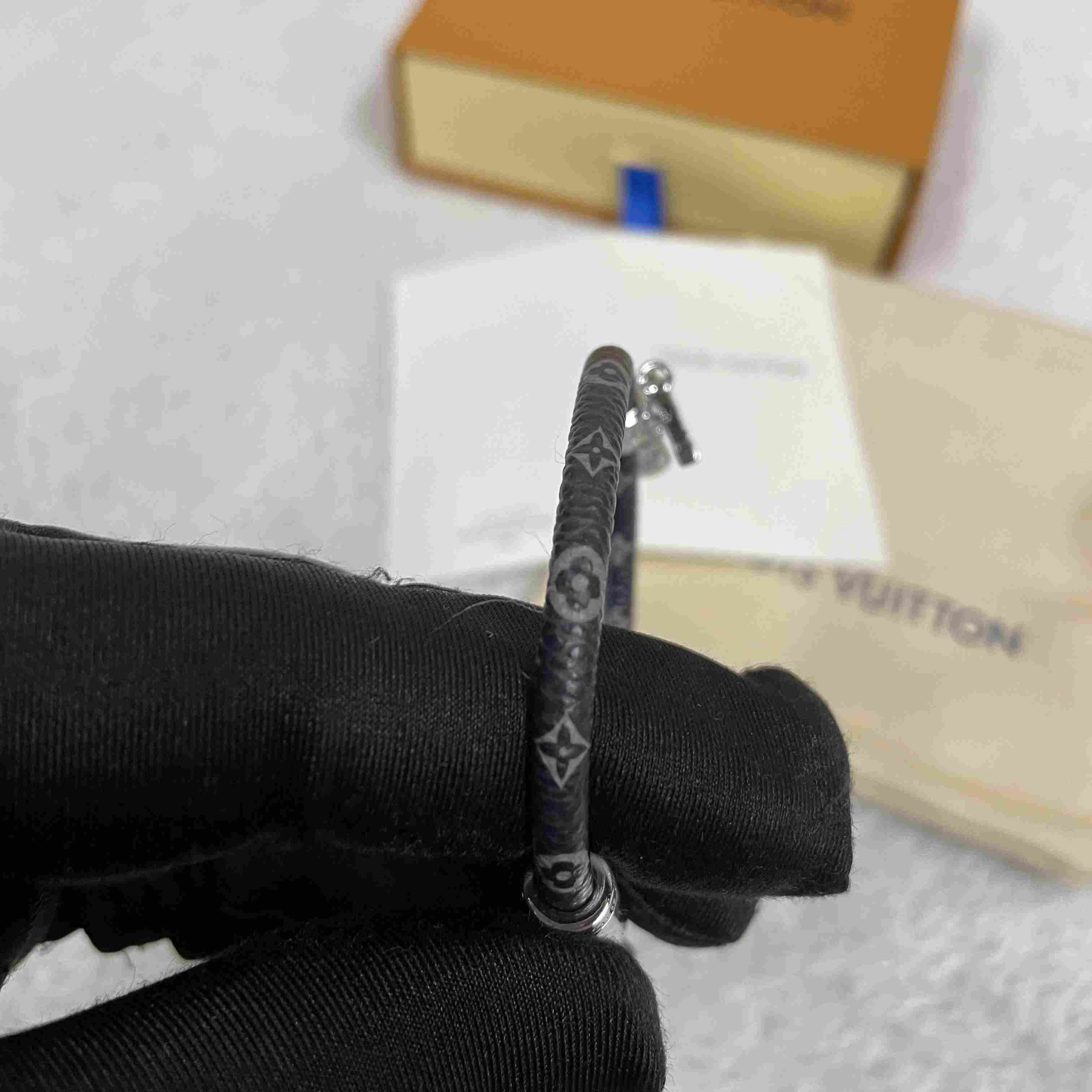 Louis Vuitto LV Icon Trainer Leather Bracelet   M8343 - DopestKickz