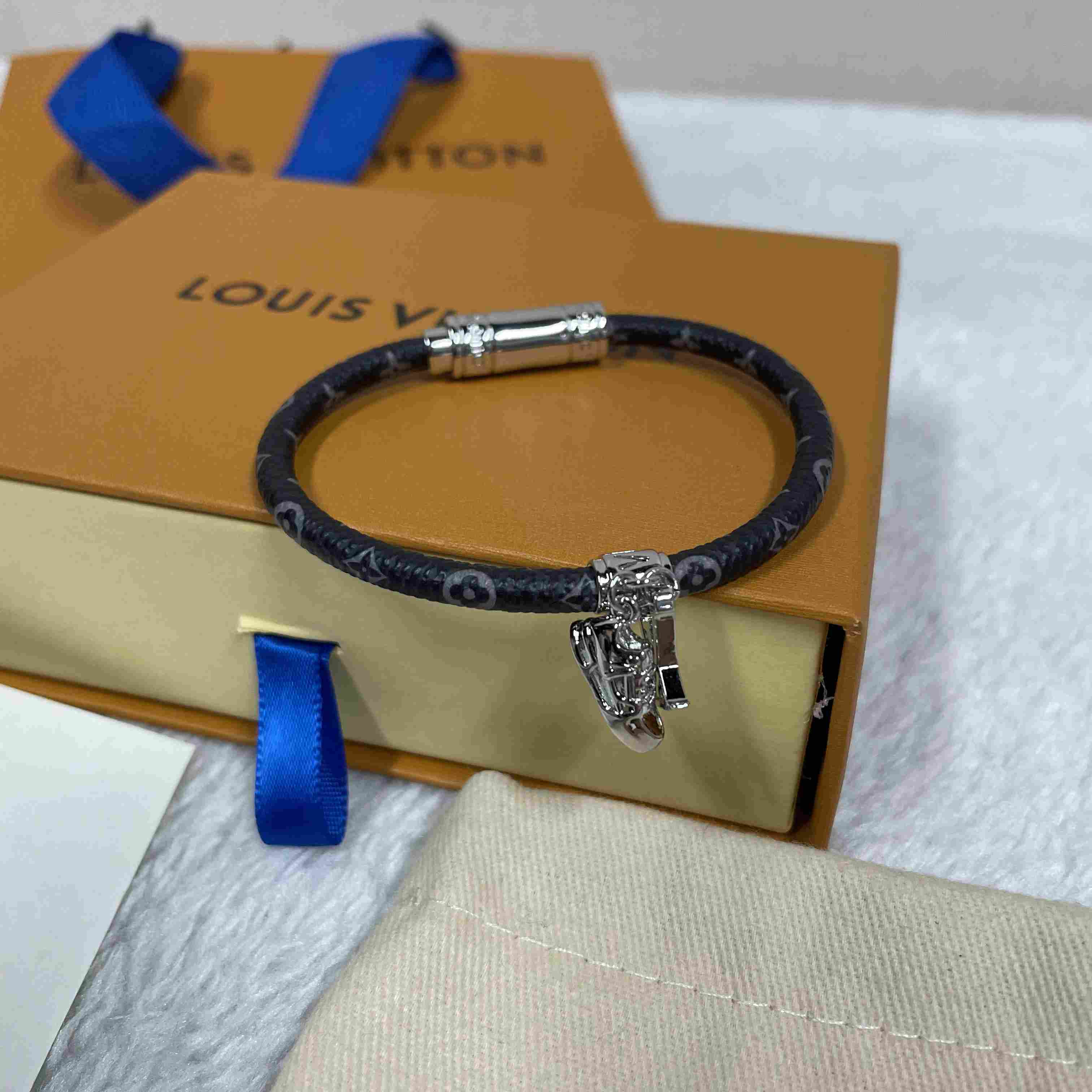 Louis Vuitto LV Icon Trainer Leather Bracelet   M8343 - DopestKickz