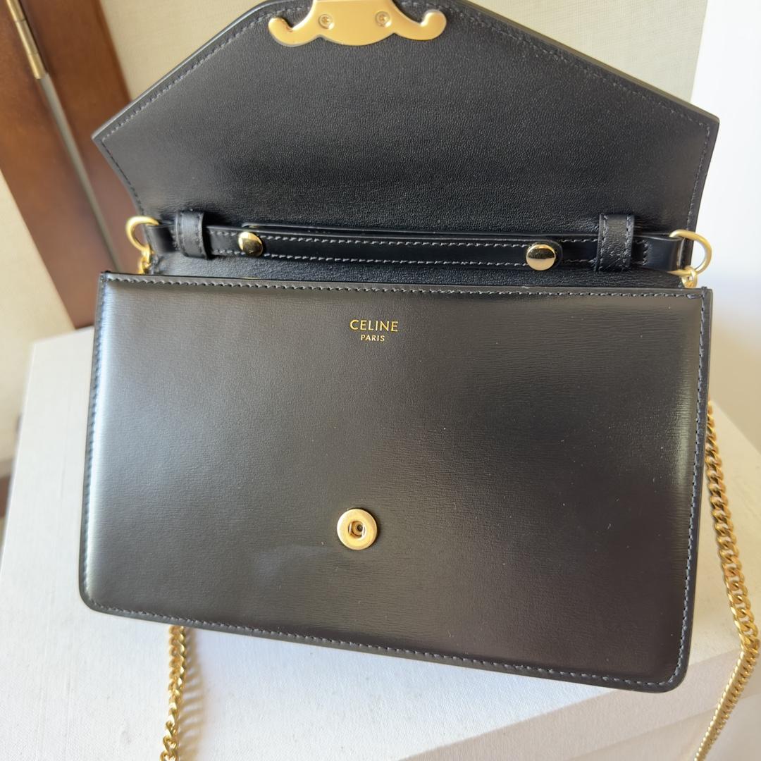 Celine Wallet On Chain Margo In Shiny Calfskin - DopestKickz