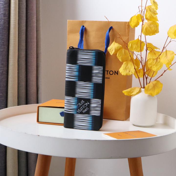 Louis Vuitton Zippy Wallet Vertical   M82820 - DopestKickz