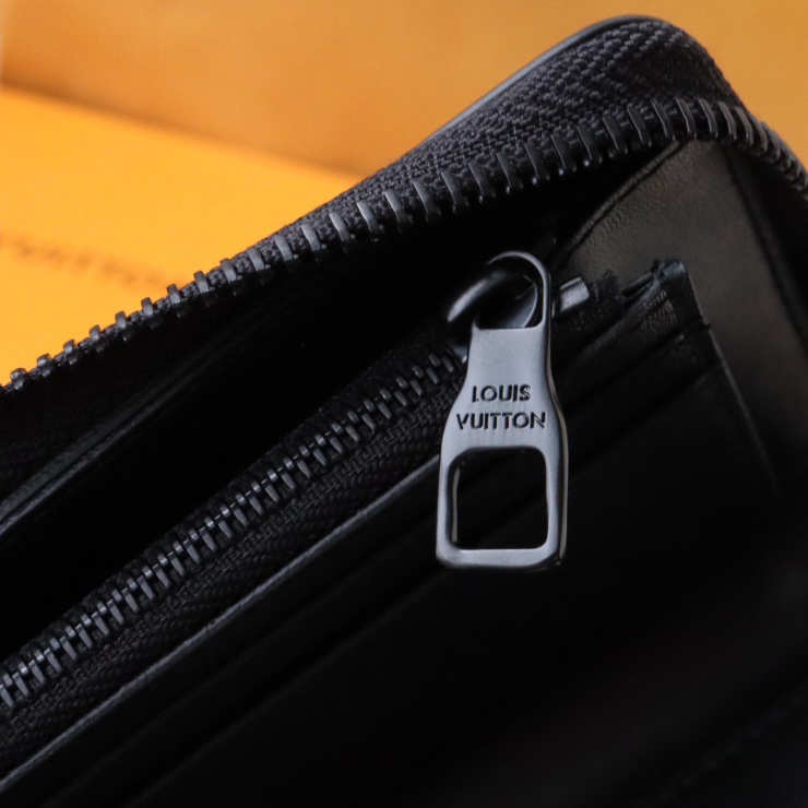 Louis Vuitton Zippy Wallet Vertical   M82820 - DopestKickz