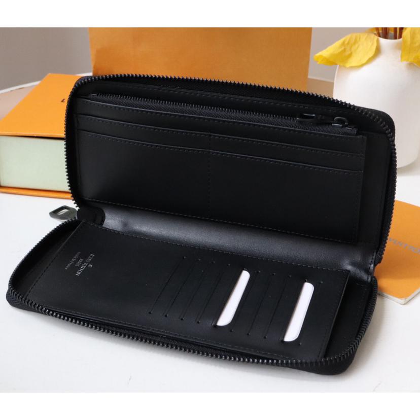 Louis Vuitton Zippy Wallet Vertical   M82820 - DopestKickz