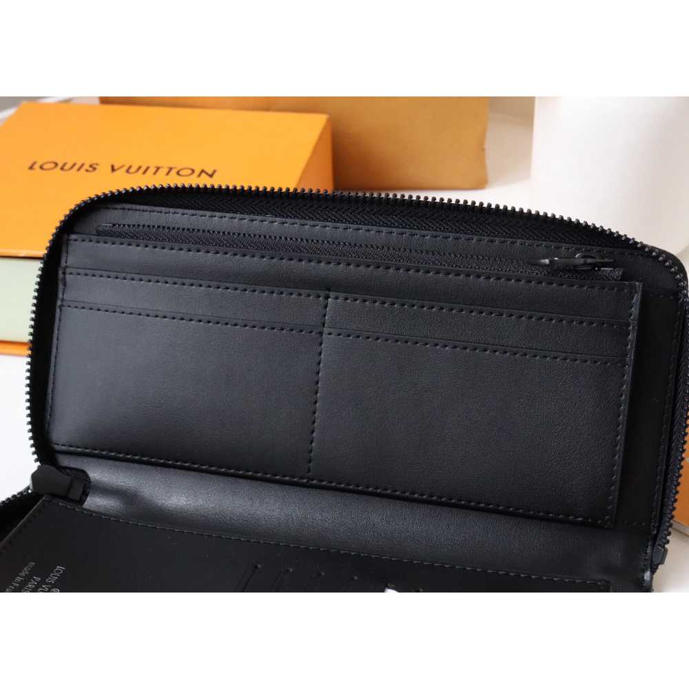 Louis Vuitton Zippy Wallet Vertical   M82820 - DopestKickz