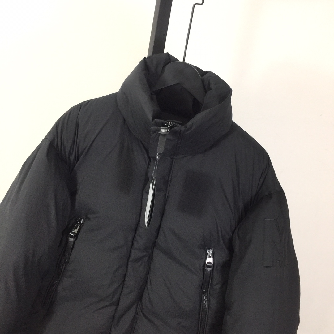 Mackage Padded Short Down Jacket - DopestKickz