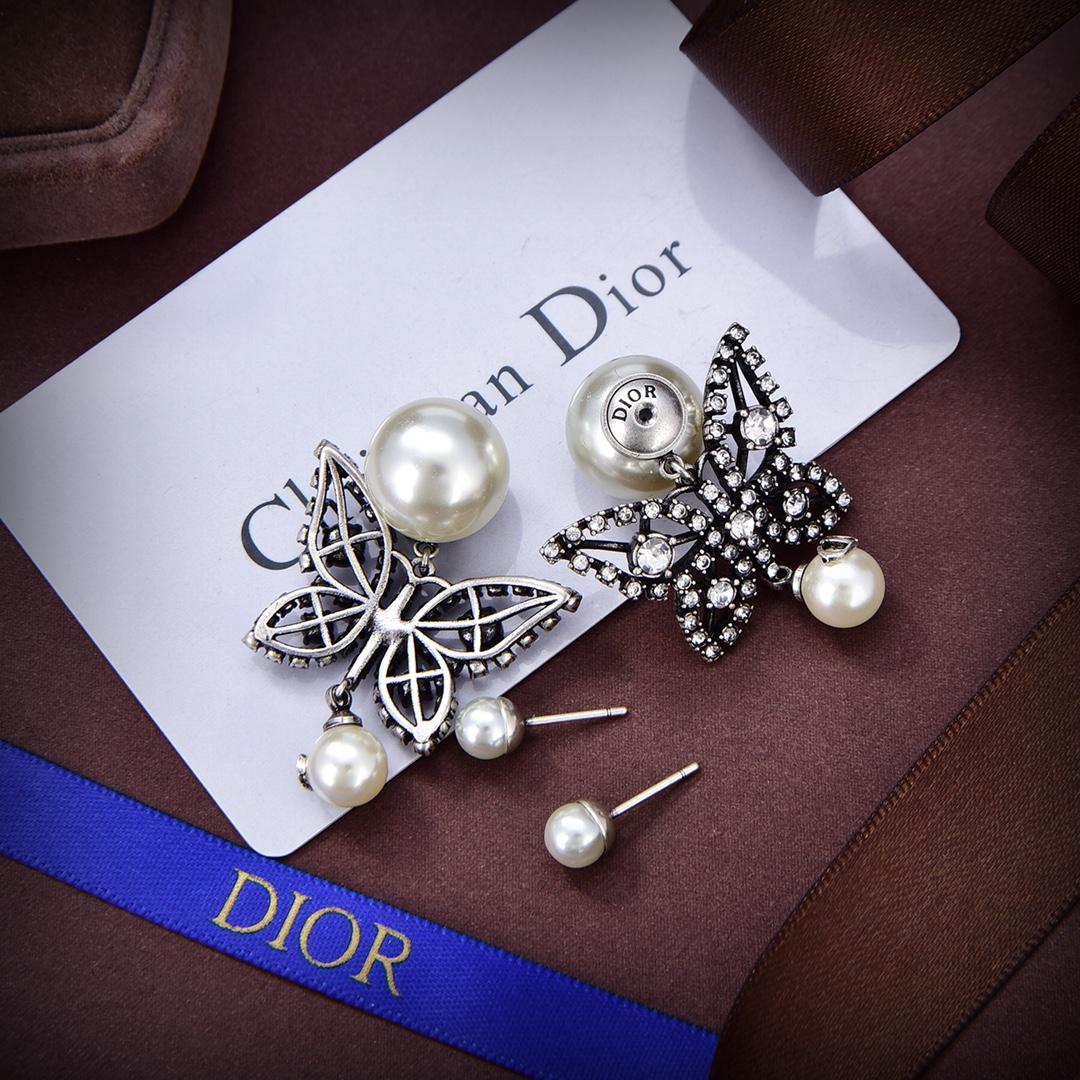 Dior Tribales Earrings - DopestKickz