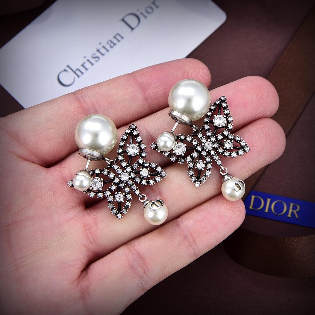 Dior Tribales Earrings - DopestKickz