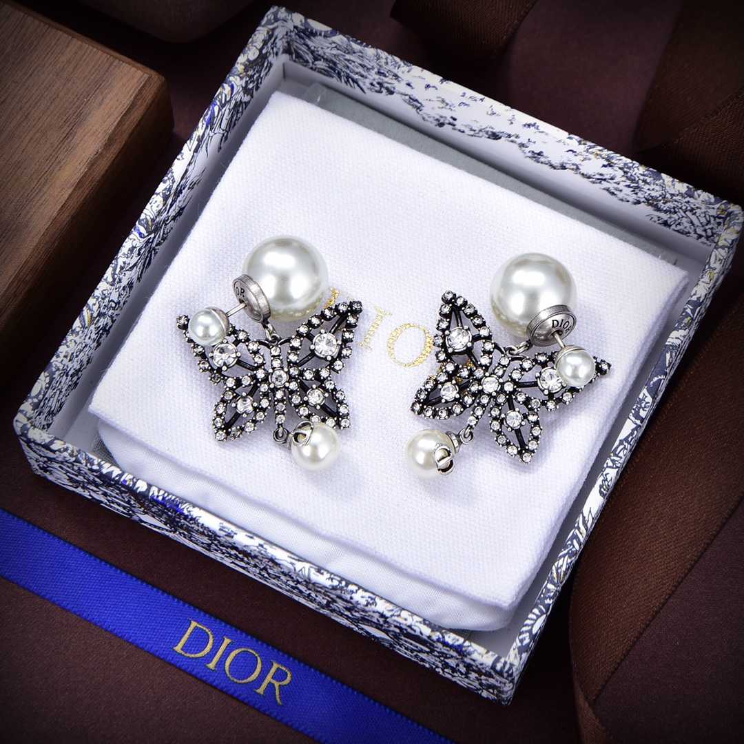 Dior Tribales Earrings - DopestKickz