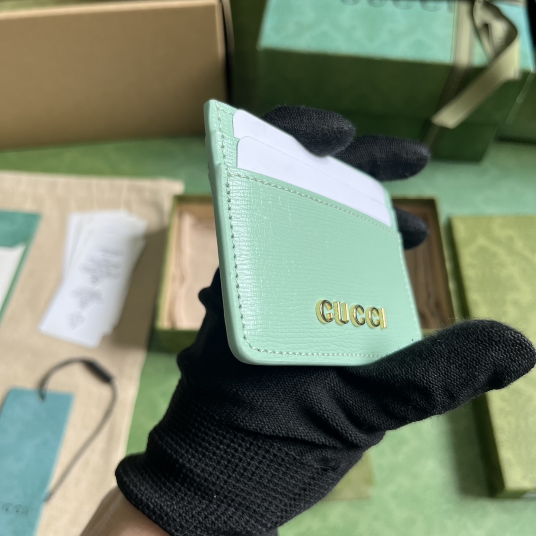Gucci Card Case With Gucci Script - DopestKickz