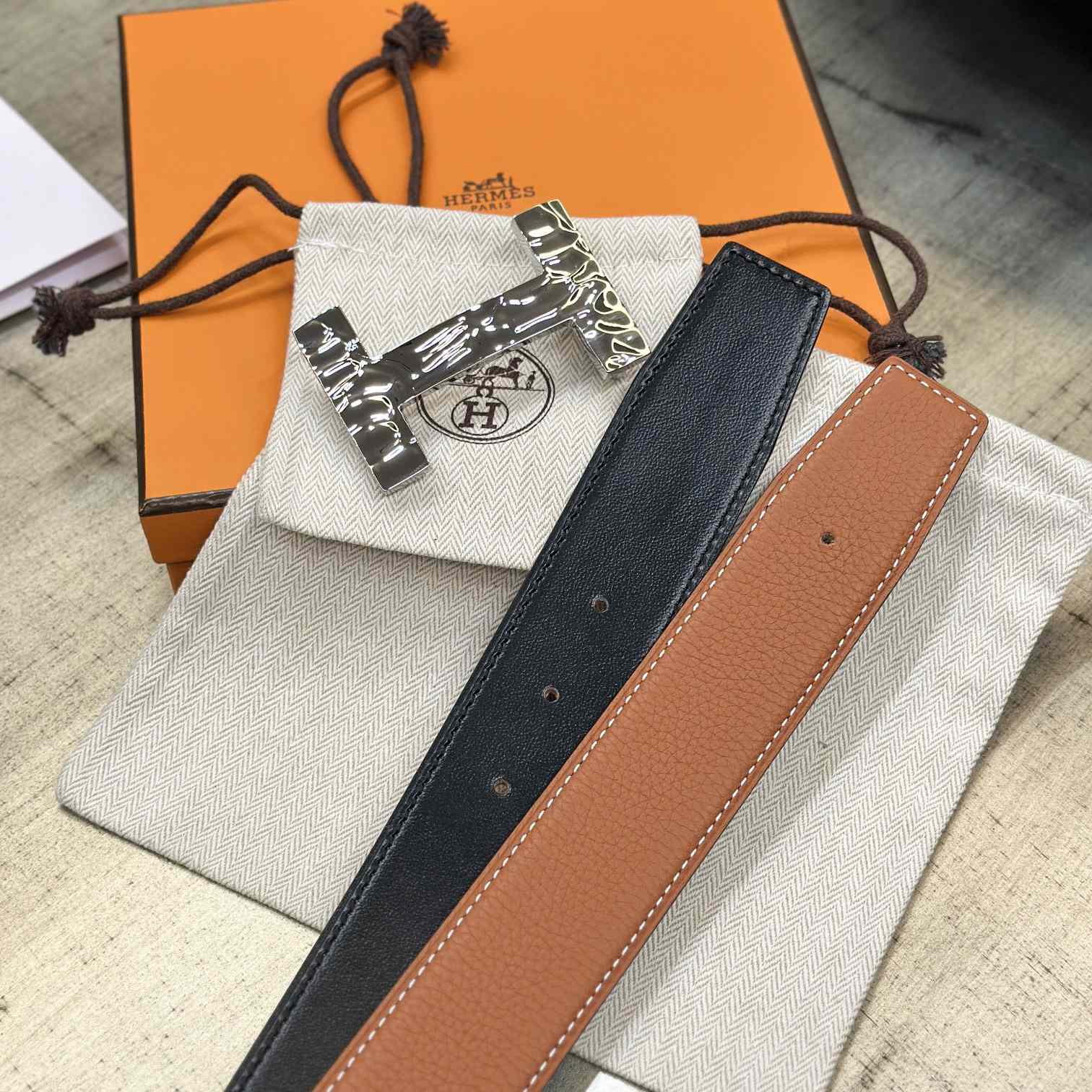 Hermes Quizz H2O Belt buckle & Reversible Leather Strap 38 mm - DopestKickz