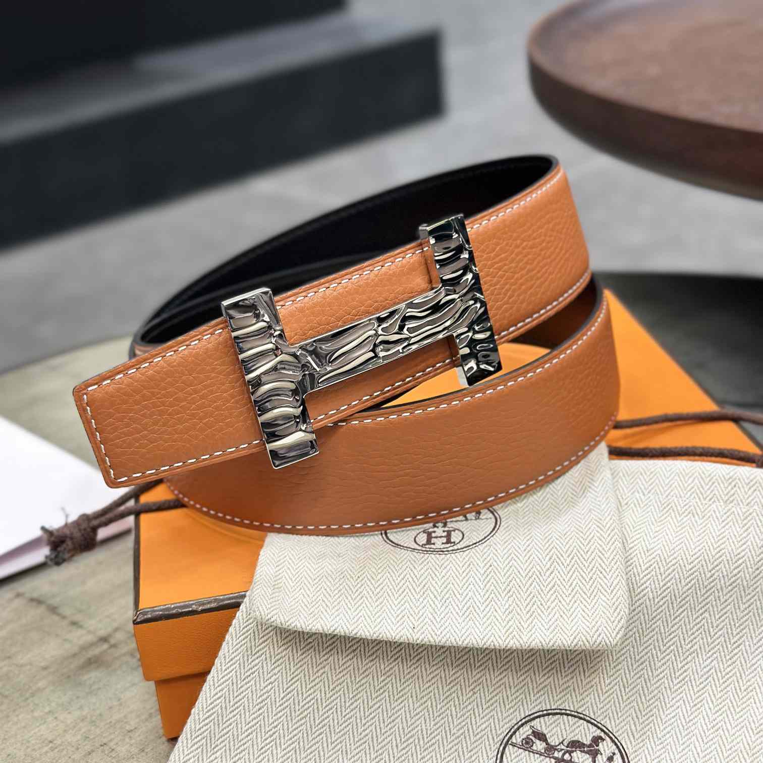 Hermes Quizz H2O Belt buckle & Reversible Leather Strap 38 mm - DopestKickz