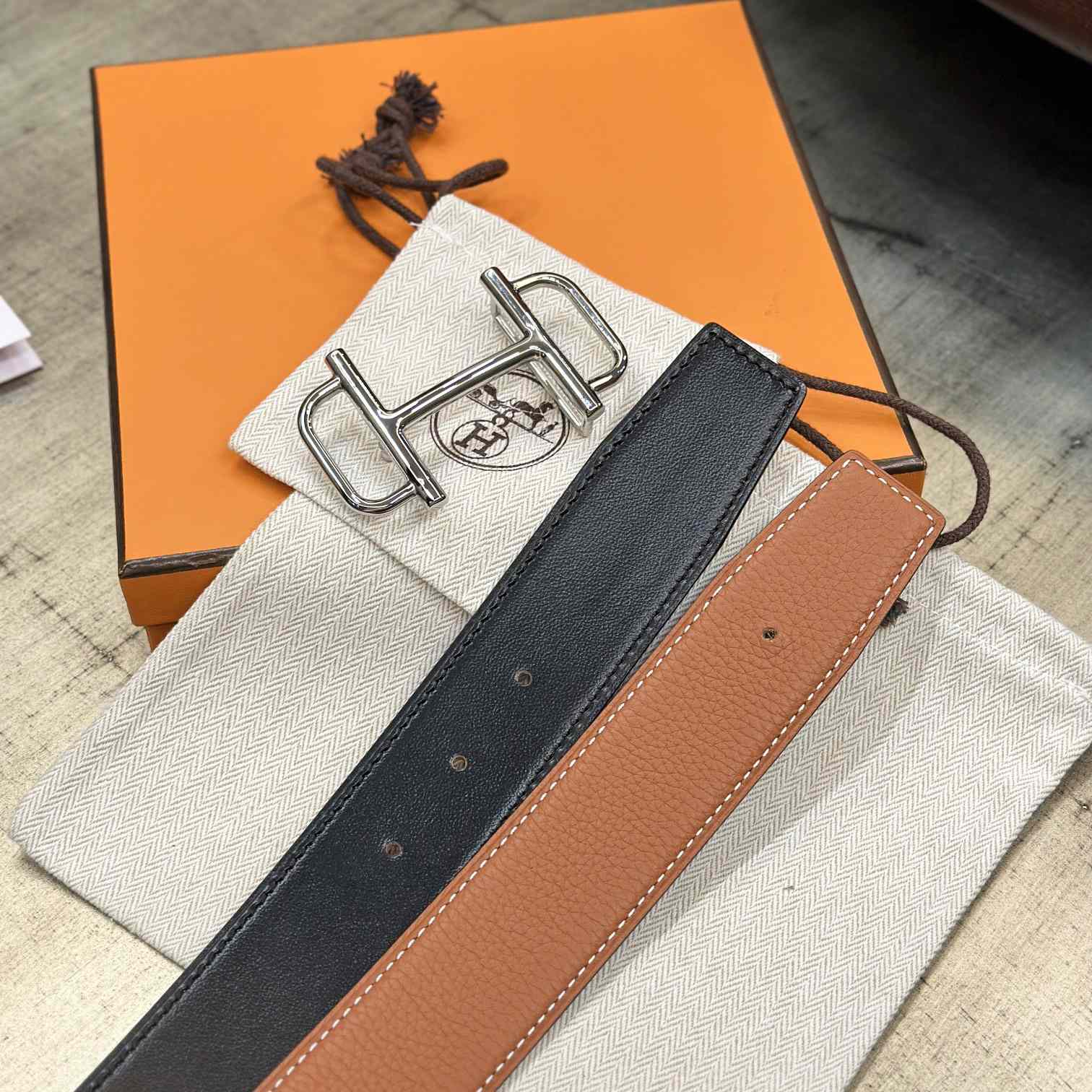 Hermes Royal Belt Buckle & Reversible Leather Strap 38 mm - DopestKickz