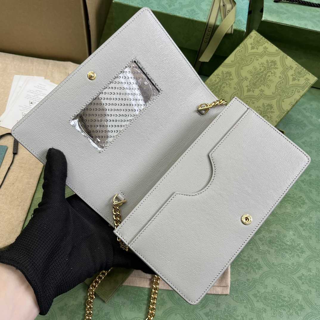 Gucci Chain Wallet With Gucci Script (12.5x 20x 4cm) - DopestKickz