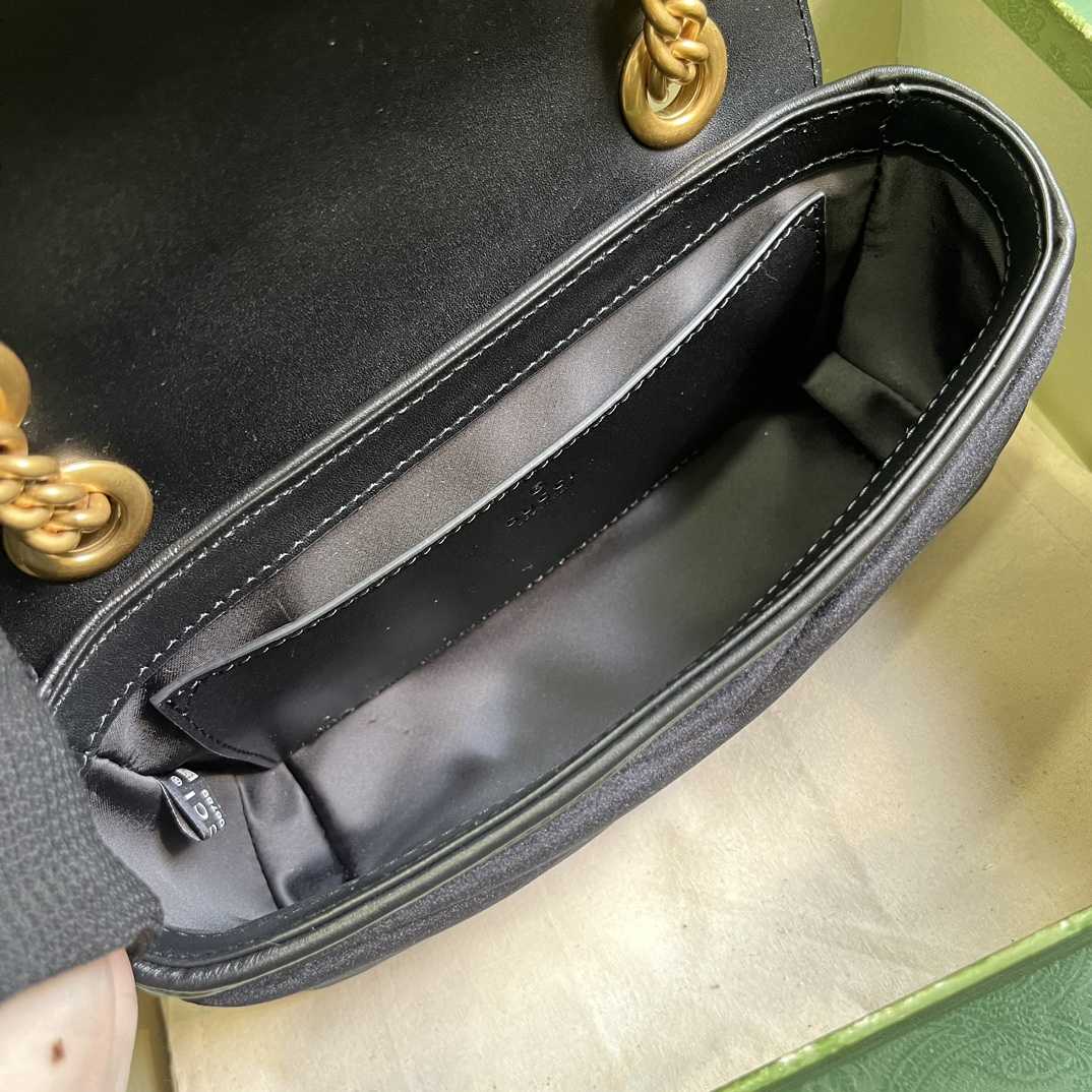 Gucci GG Marmont Mini Shoulder Bag - DopestKickz