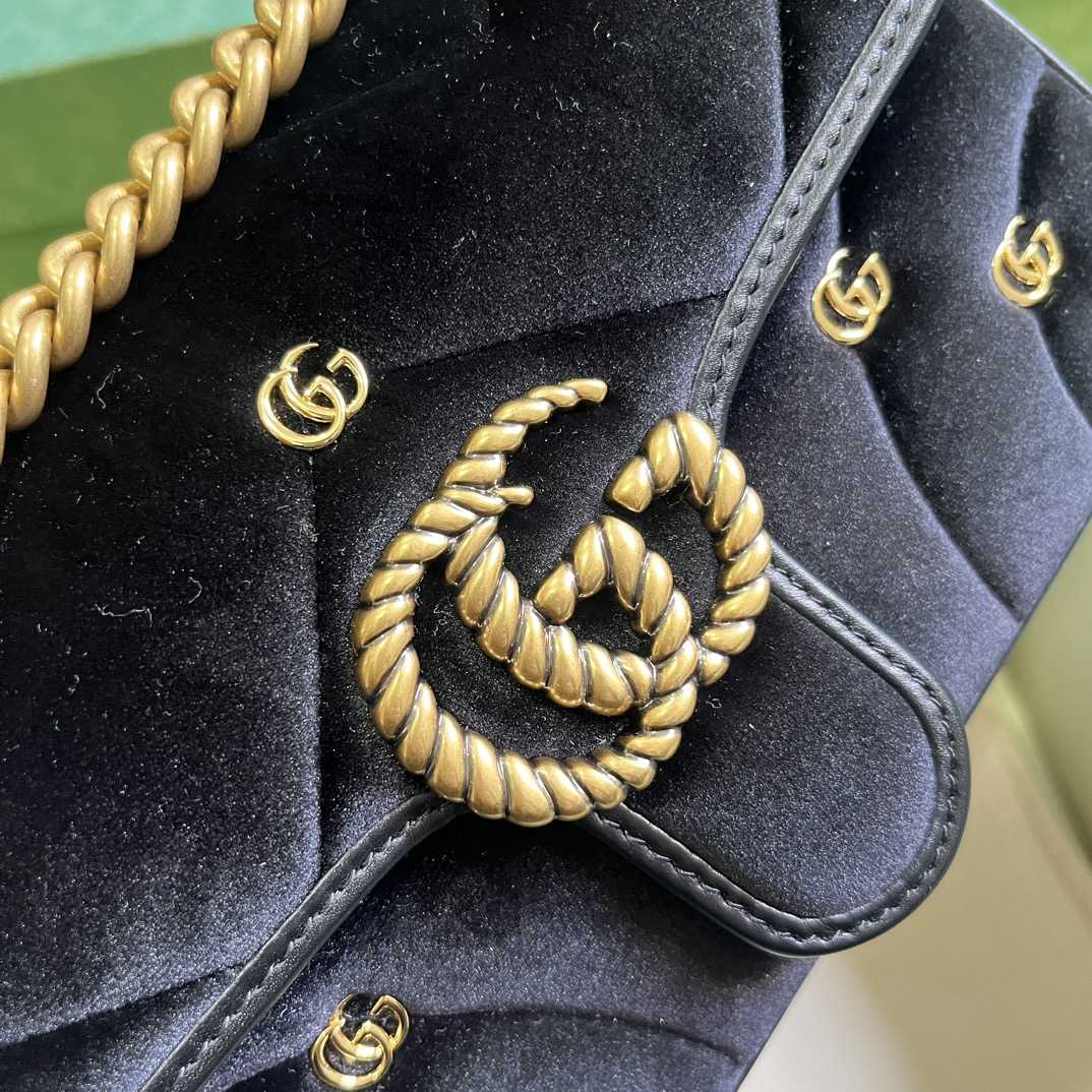 Gucci GG Marmont Mini Shoulder Bag - DopestKickz