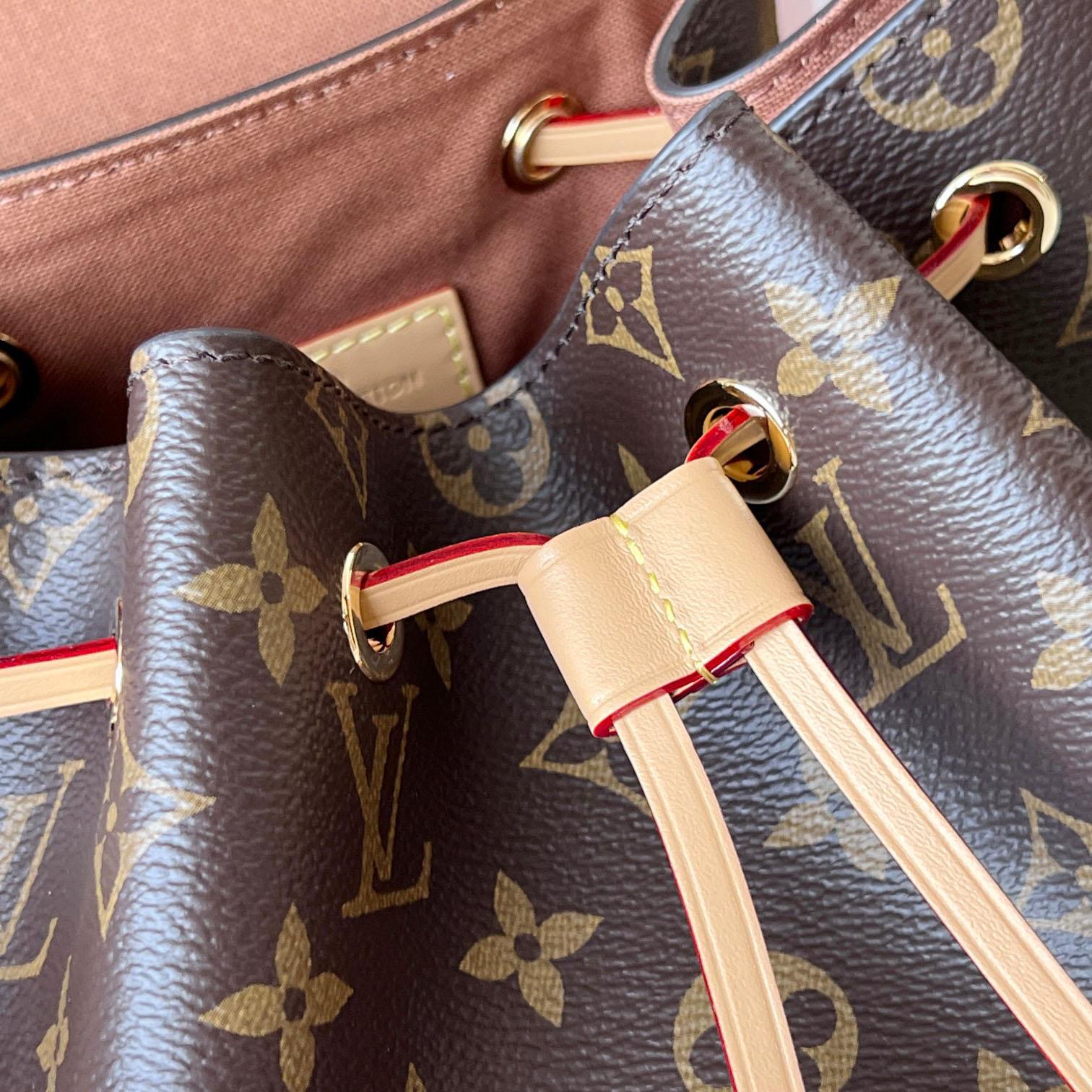 Louis Vuitton Backpacks  (27.5 x 33 x 14cm) m45515 - DopestKickz