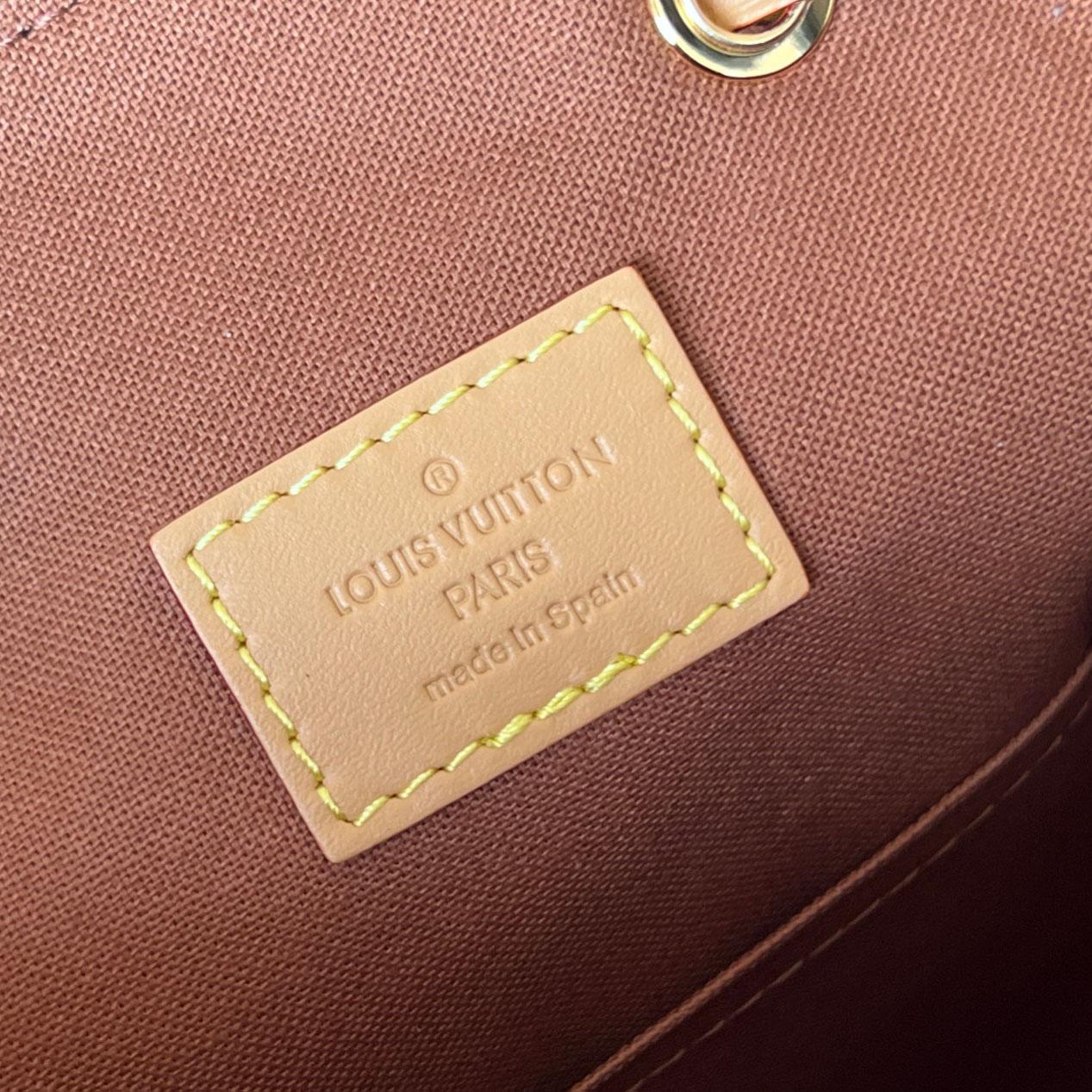 Louis Vuitton Backpacks  (27.5 x 33 x 14cm) m45515 - DopestKickz