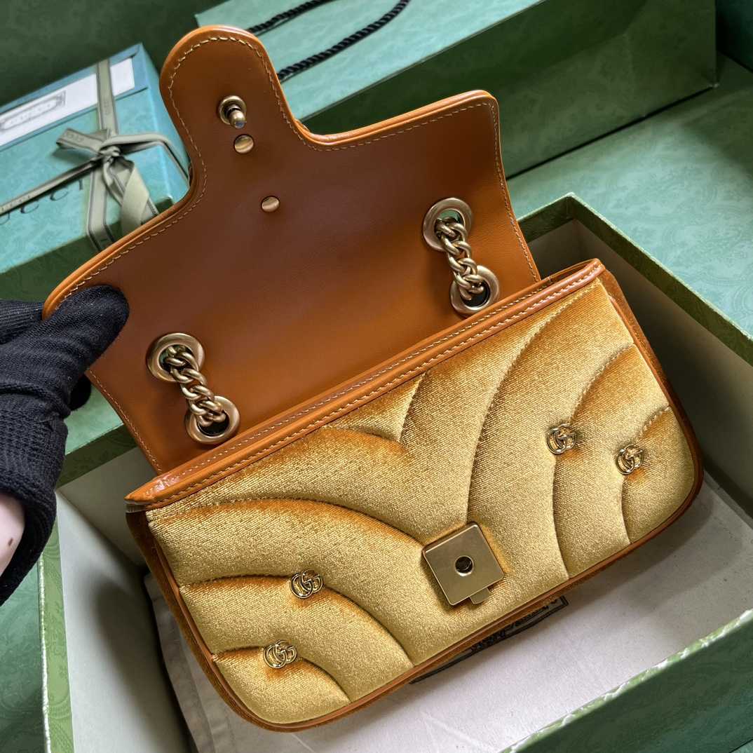 Gucci GG Marmont Mini Shoulder Bag - DopestKickz