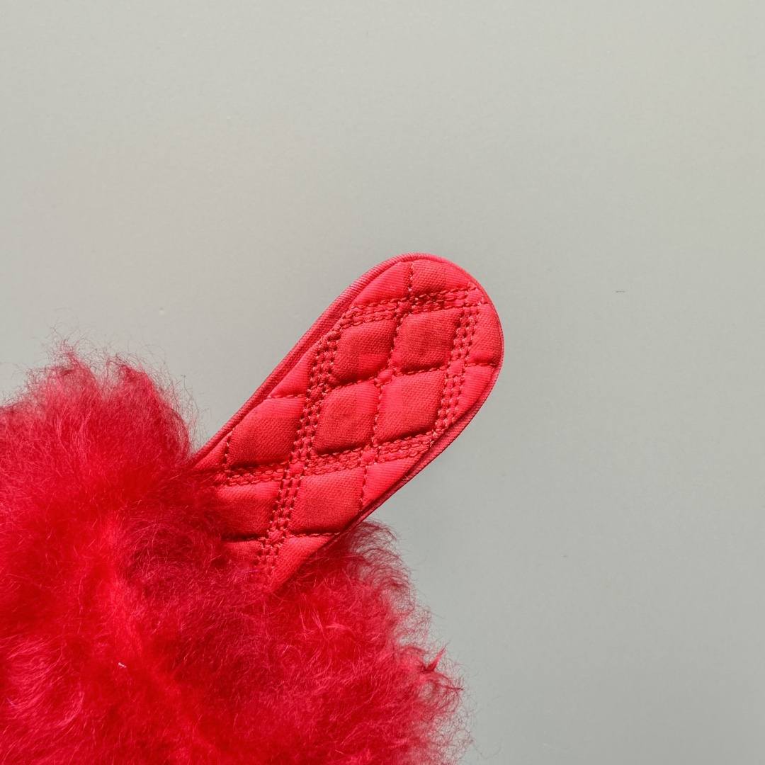 Burberry Shearling Minnie Mules - DopestKickz