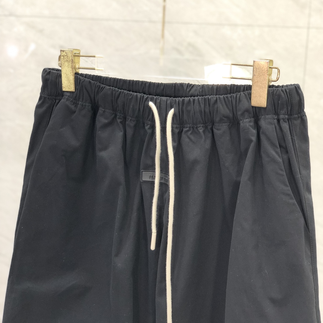 Fear of God Essentials Relaxed Trouser - DopestKickz