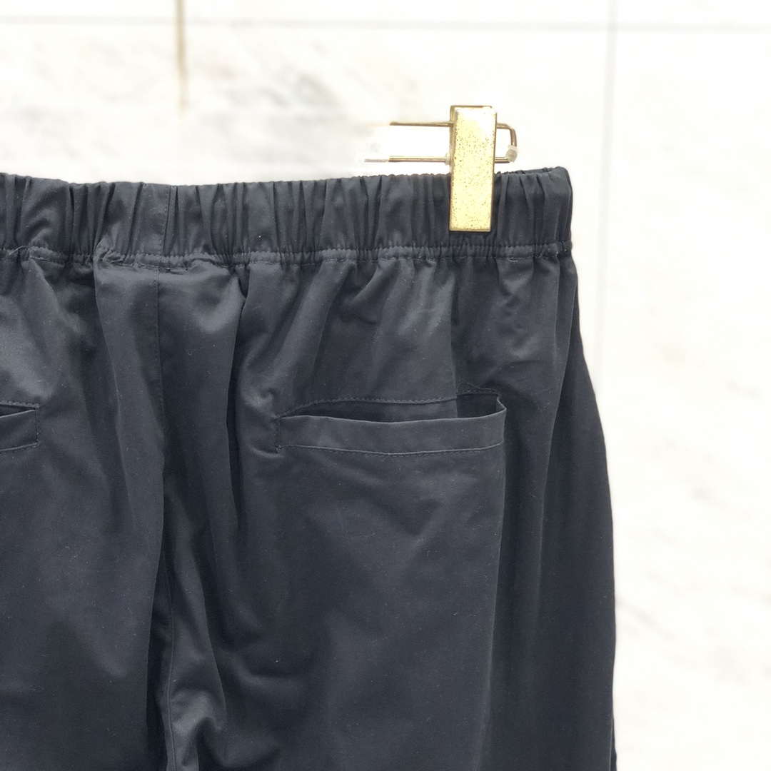 Fear of God Essentials Relaxed Trouser - DopestKickz