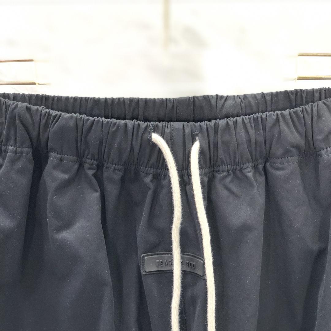Fear of God Essentials Relaxed Trouser - DopestKickz