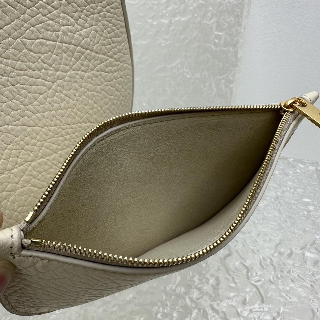 Burberry Medium Chess Shoulder Bag - DopestKickz