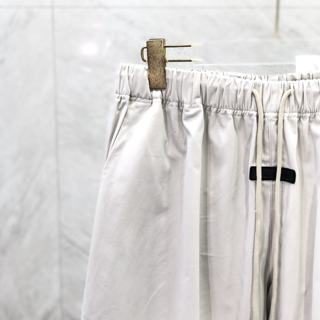 Fear of God Essentials Relaxed Trouser - DopestKickz