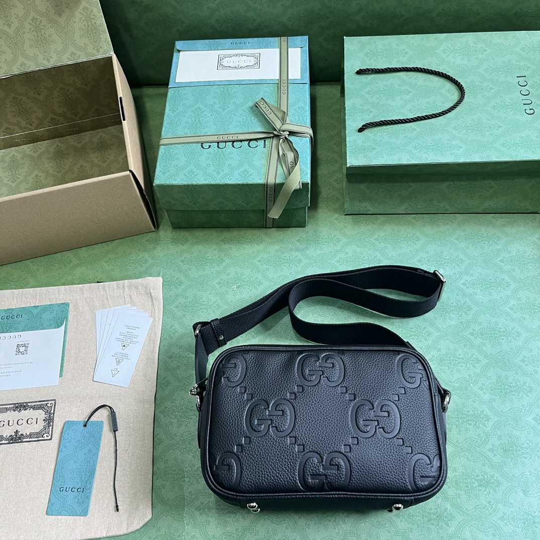 Gucci Jumbo GG Medium Messenger Bag - DopestKickz