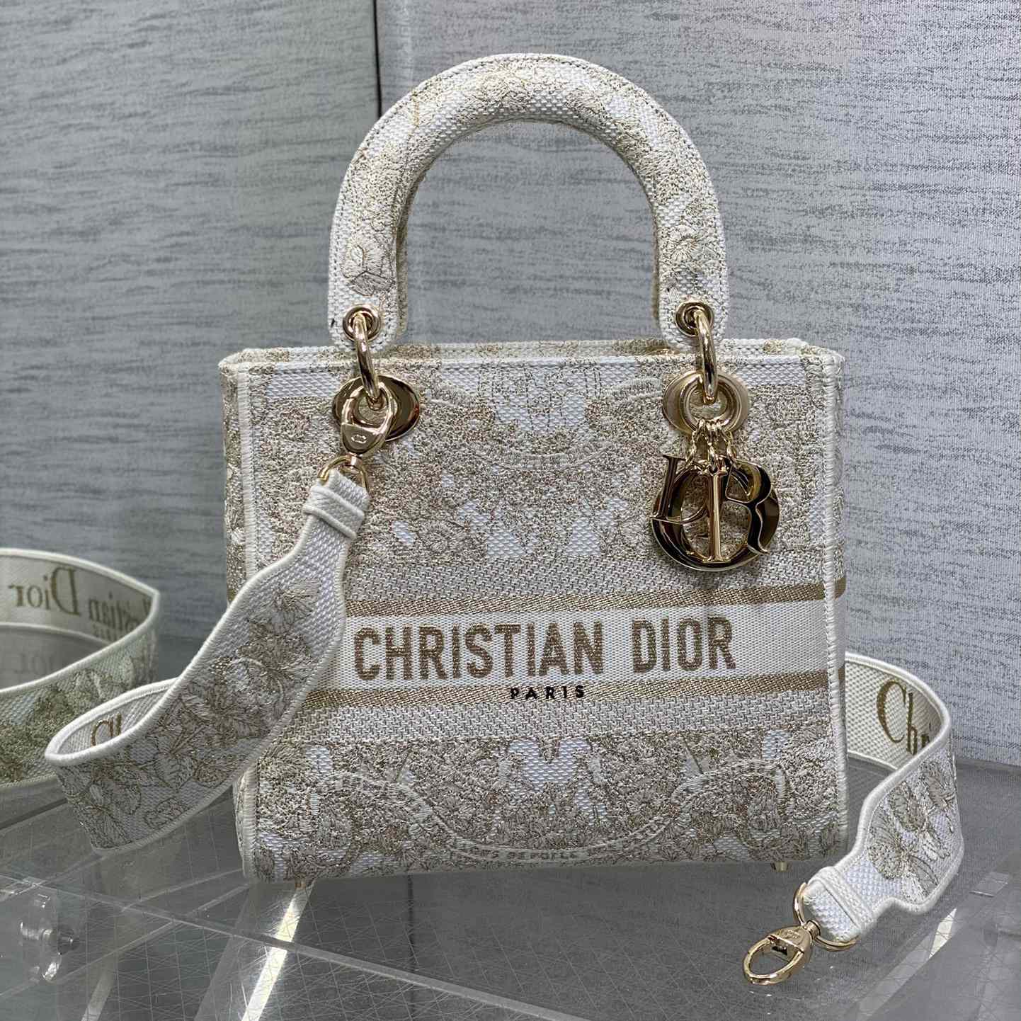 Dior Medium Lady D-lite Bag - DopestKickz