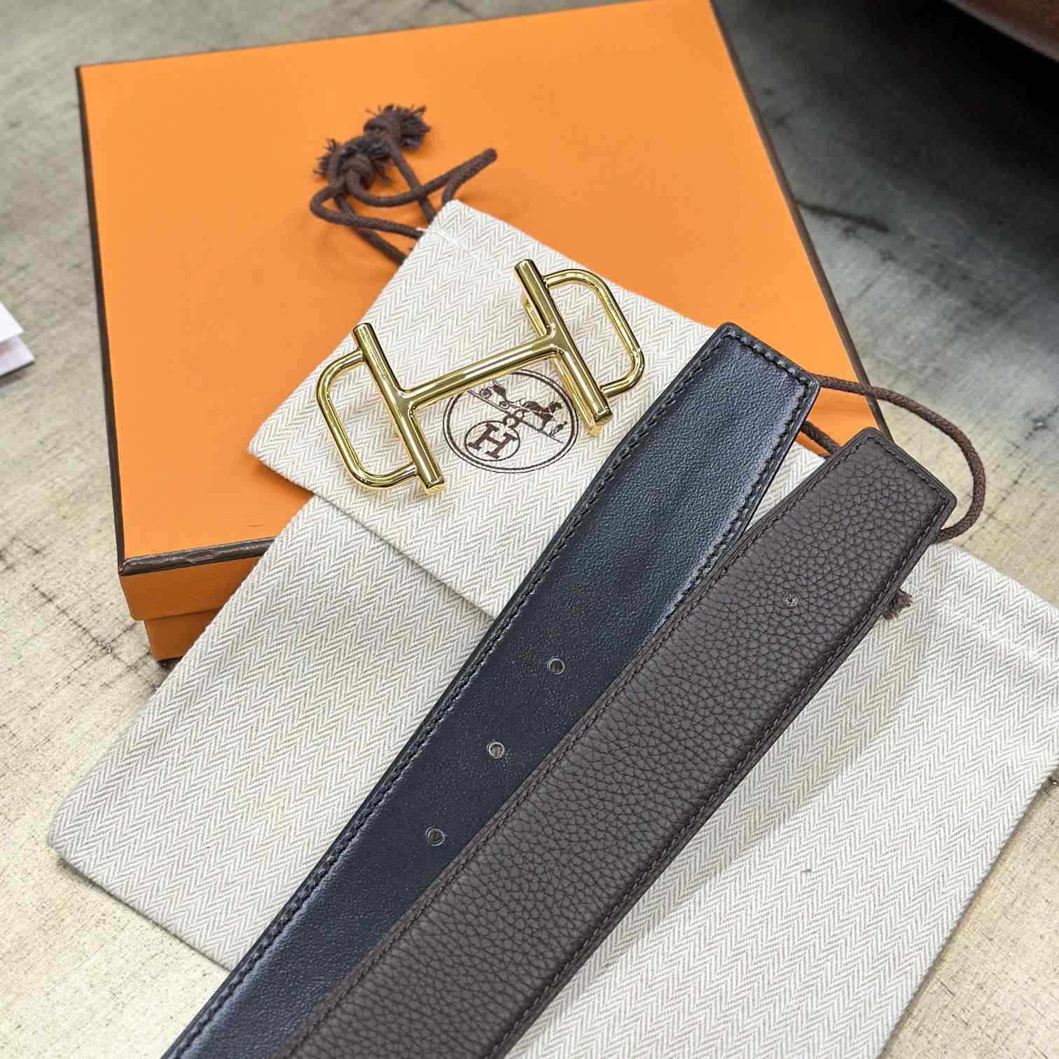 Hermes Royal Belt Buckle & Reversible Leather Strap 38 mm - DopestKickz