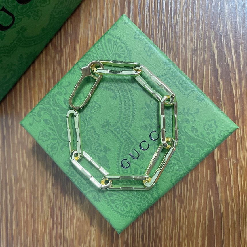 Gucci Link To Love Wide Chain Bracelet - DopestKickz