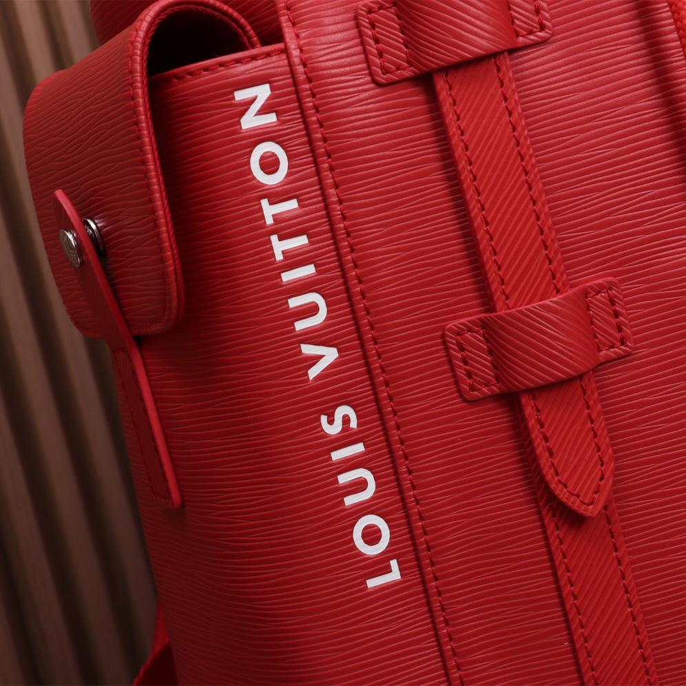 Louis Vuitton Christopher MM    M23764 - DopestKickz