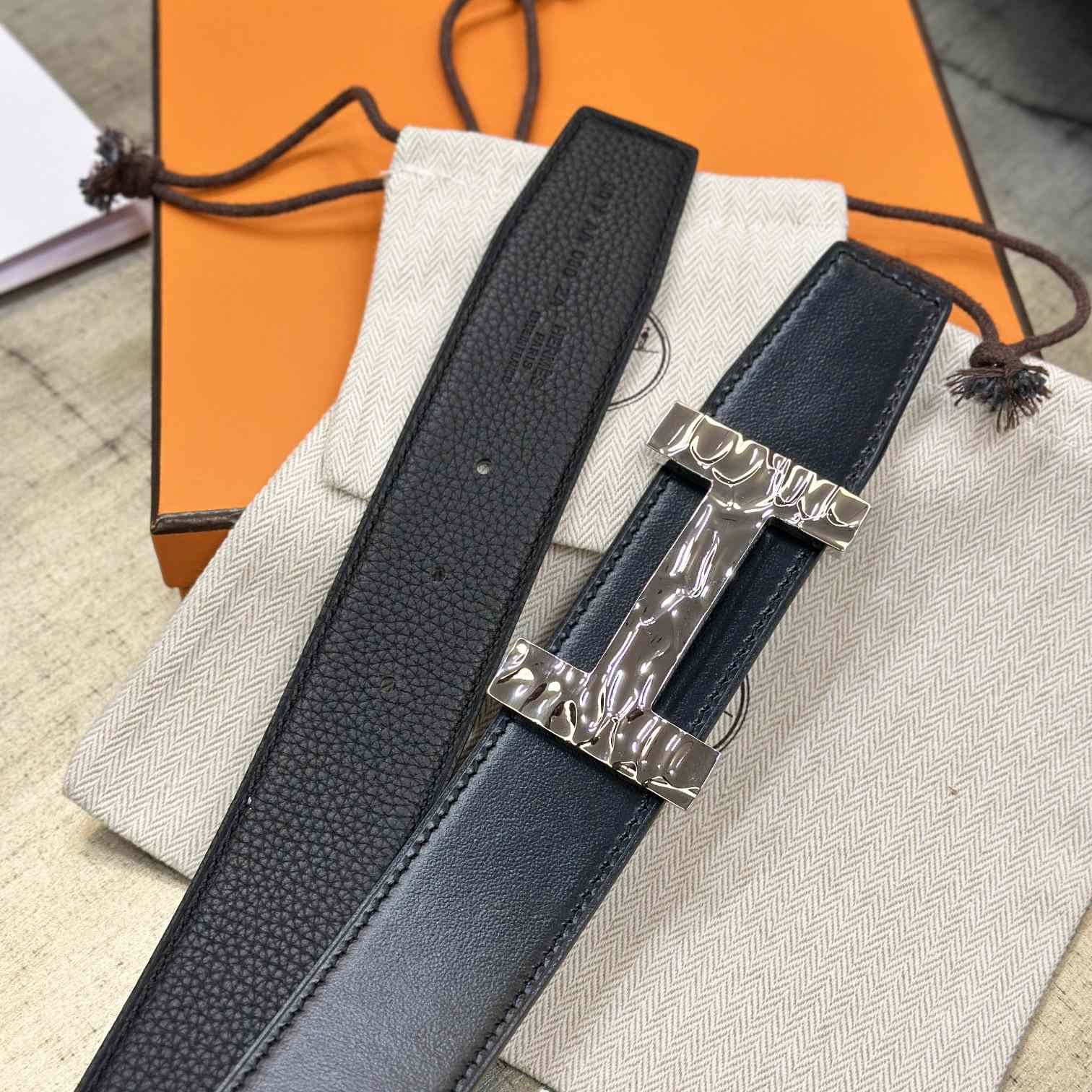 Hermes Quizz H2O Belt buckle & Reversible Leather Strap 38 mm - DopestKickz