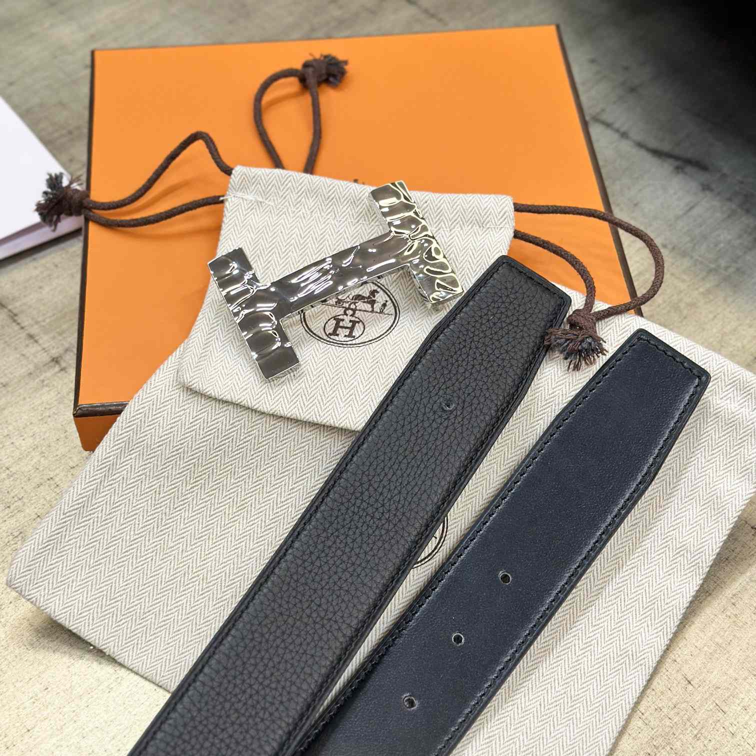 Hermes Quizz H2O Belt buckle & Reversible Leather Strap 38 mm - DopestKickz