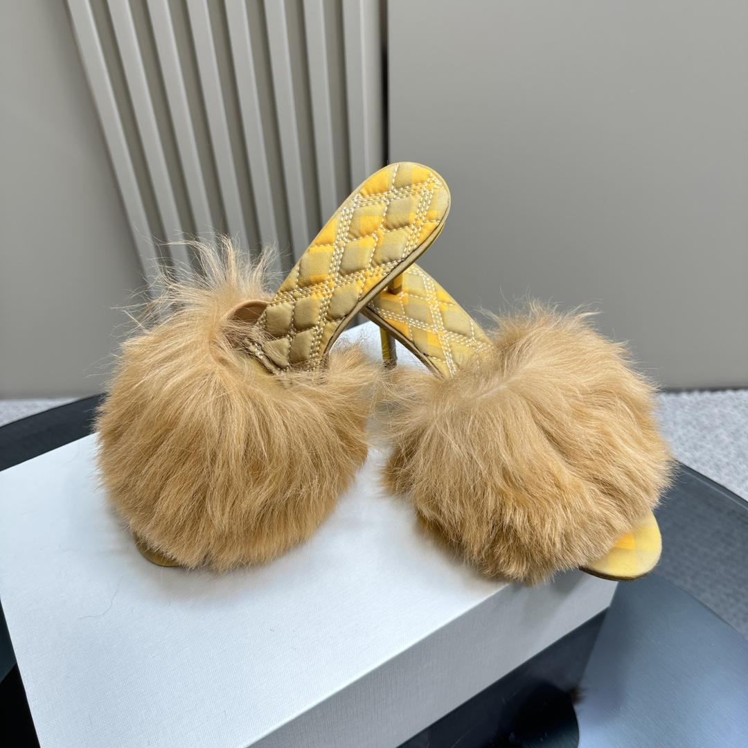 Burberry Shearling Minnie Mules - DopestKickz