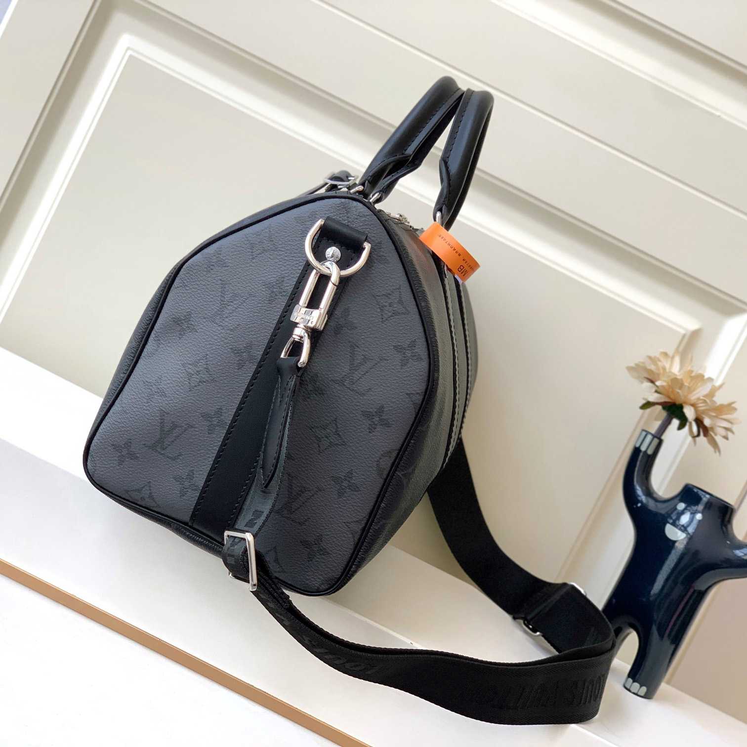 Louis Vuitton Keepall Bandoulière 35   M46655 - DopestKickz