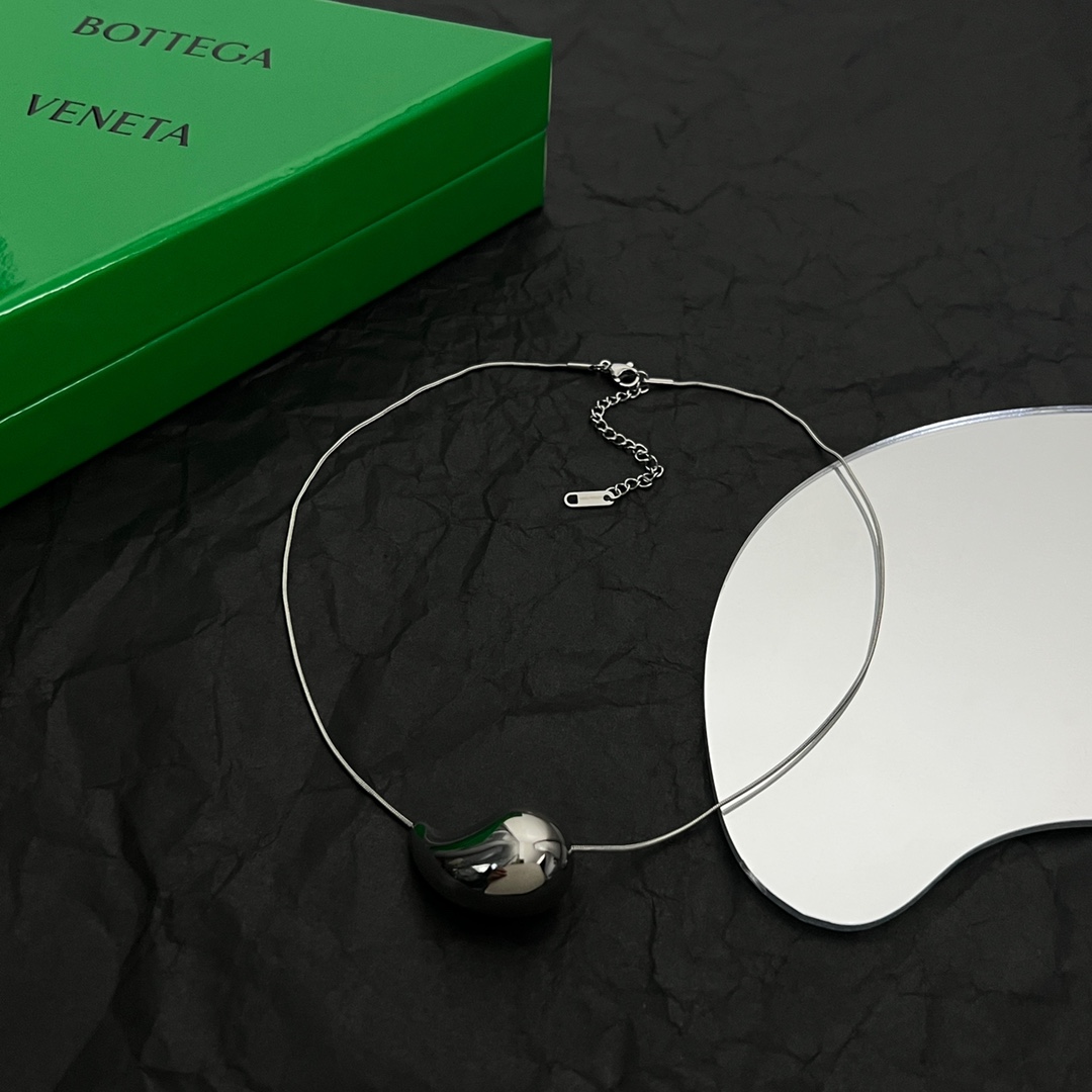 Bottega Veneta Drop Pendant Necklace - DopestKickz