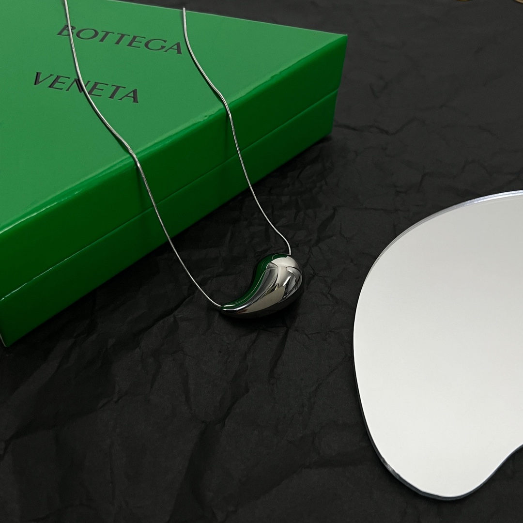 Bottega Veneta Drop Pendant Necklace - DopestKickz
