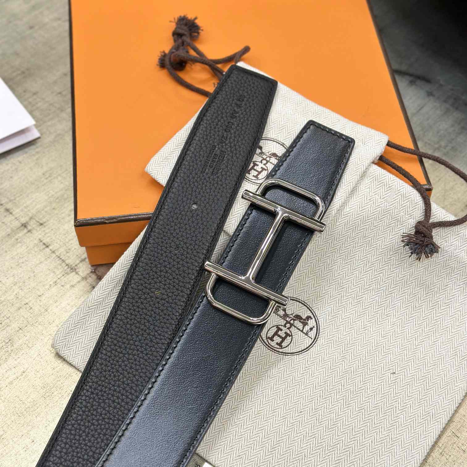 Hermes Royal Belt Buckle & Reversible Leather Strap 38 mm - DopestKickz