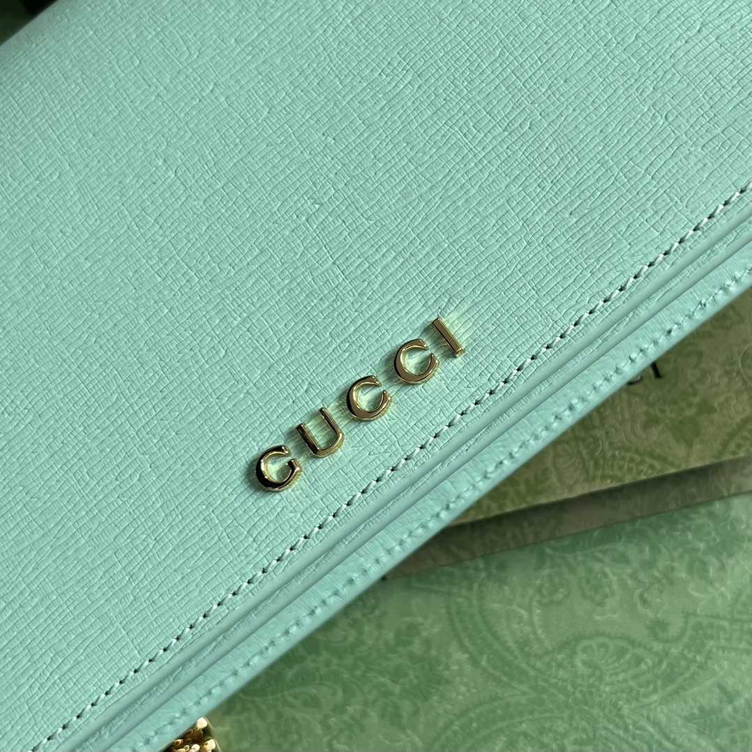 Gucci Chain Wallet With Gucci Script (12.5x 20x 4cm) - DopestKickz