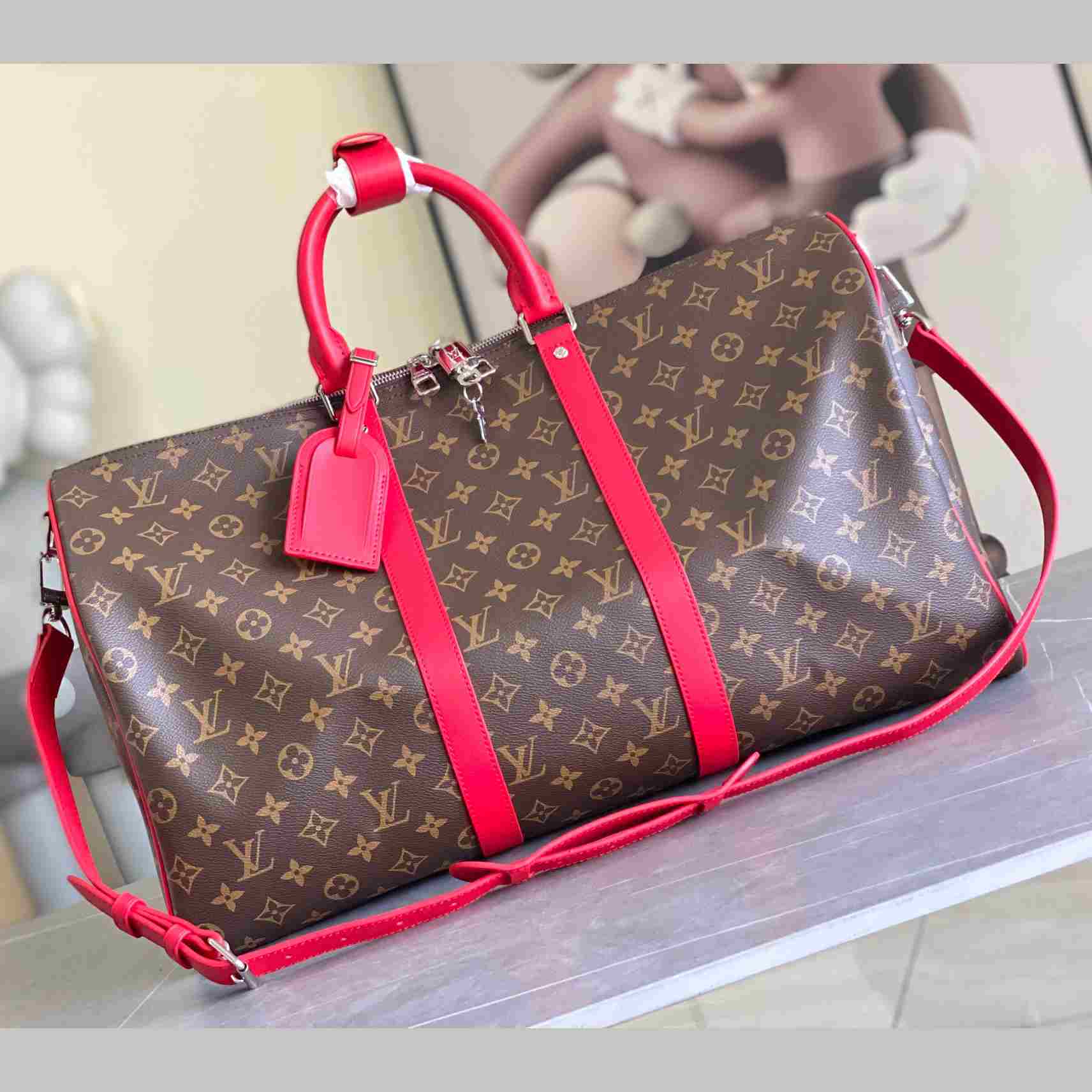 Louis Vuitton Keepall Bandoulière 50     M46769 - DopestKickz