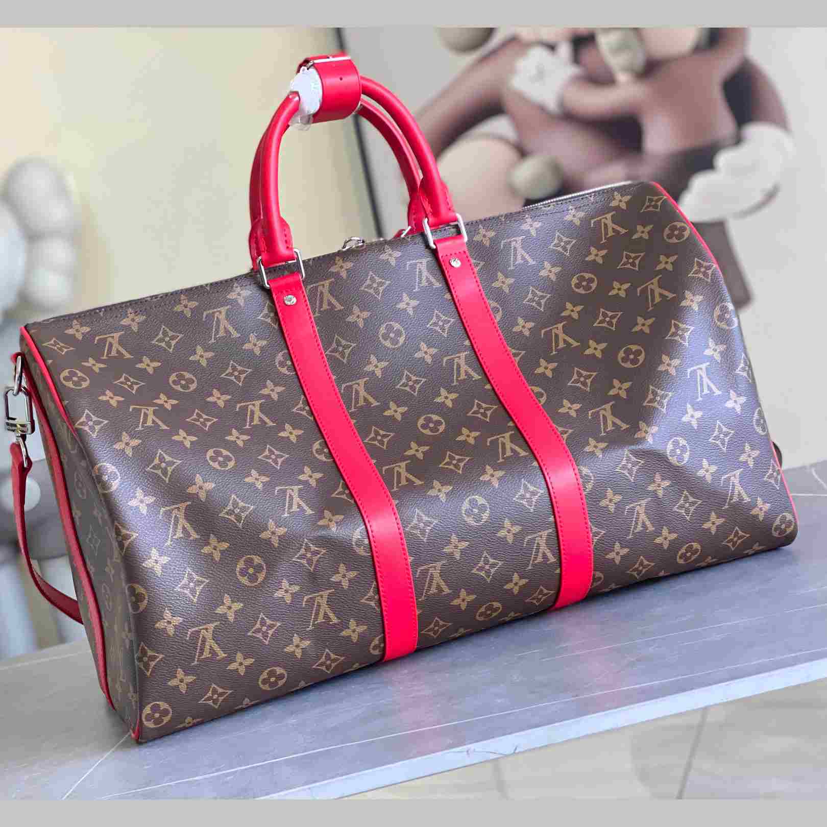 Louis Vuitton Keepall Bandoulière 50     M46769 - DopestKickz