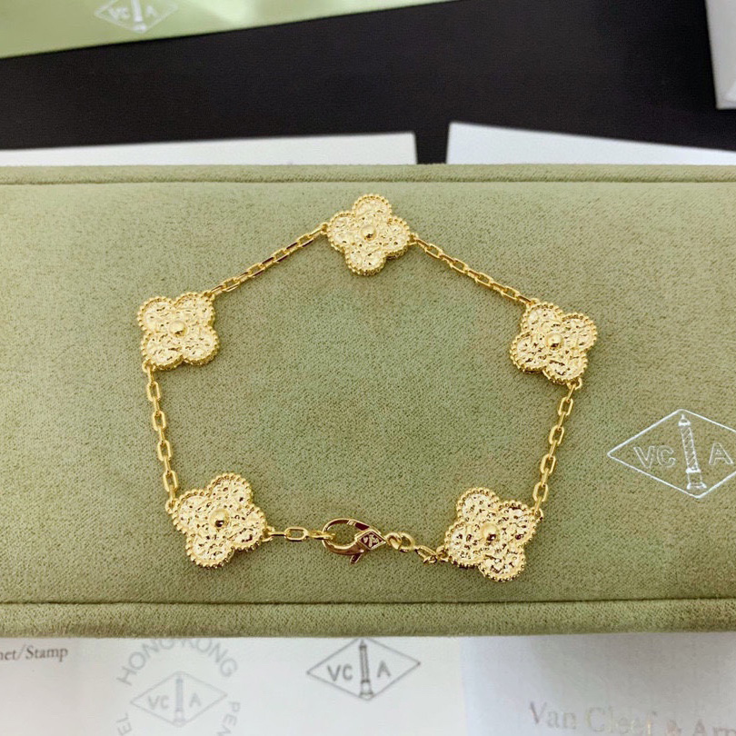 Van Cleef & Arpels Vintage Alhambra Bracelet - DopestKickz