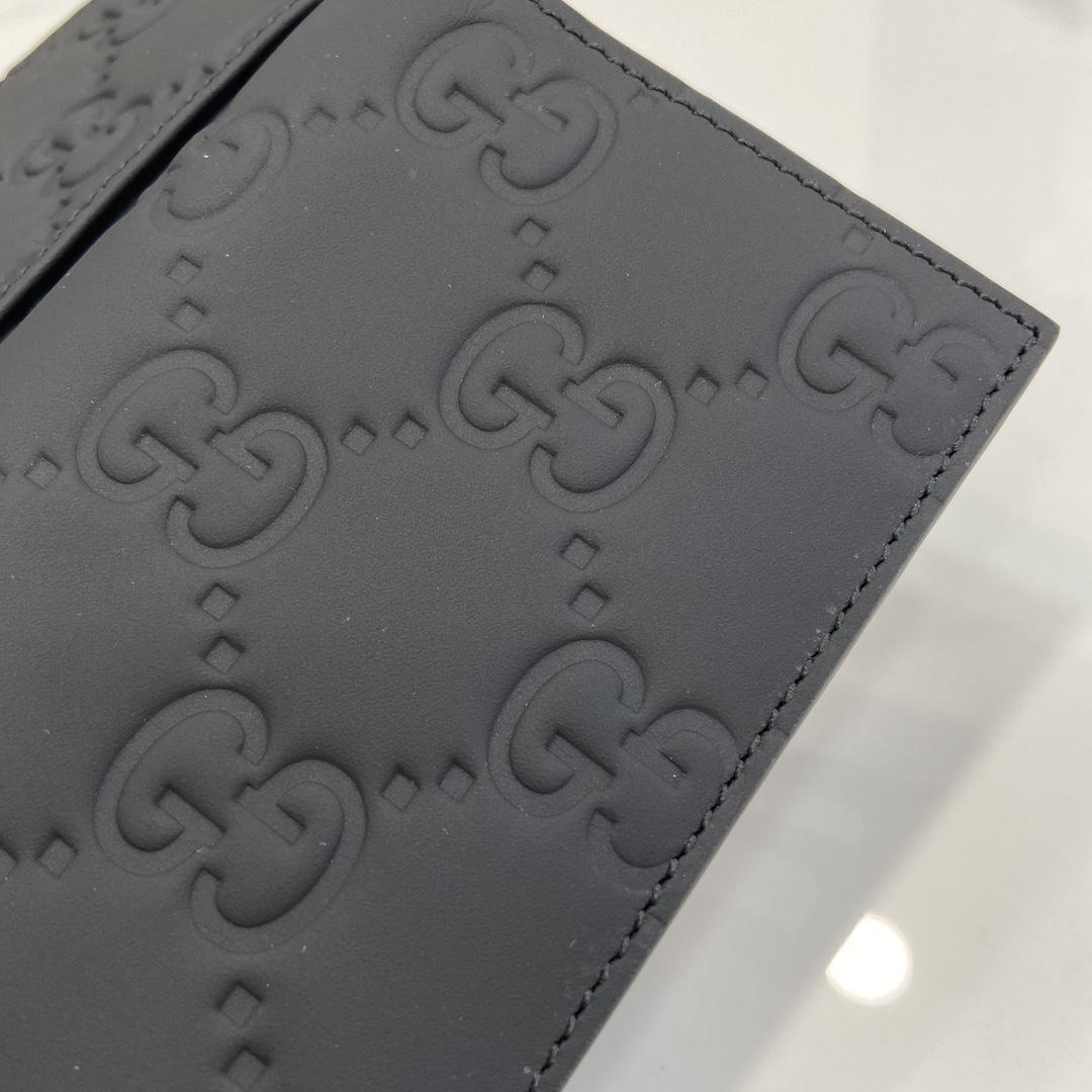 Gucci GG Rubber-effect Long Card Case - DopestKickz