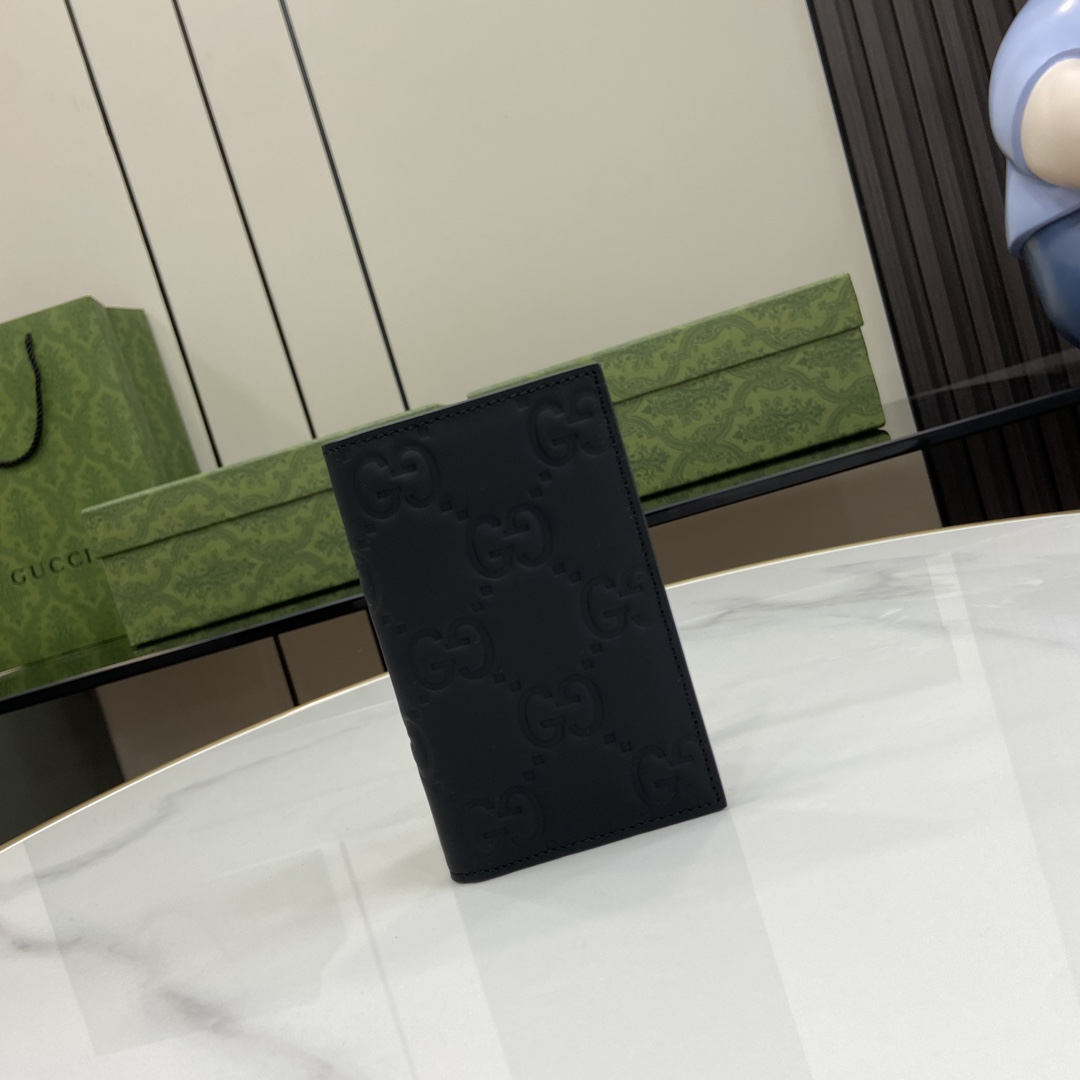 Gucci GG Rubber-effect Long Card Case - DopestKickz